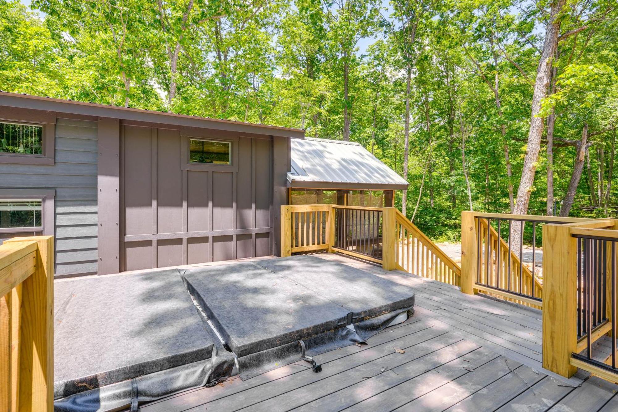 Monteagle Cabin With Swim Spa, Sauna And Fire Pit! Eksteriør bilde