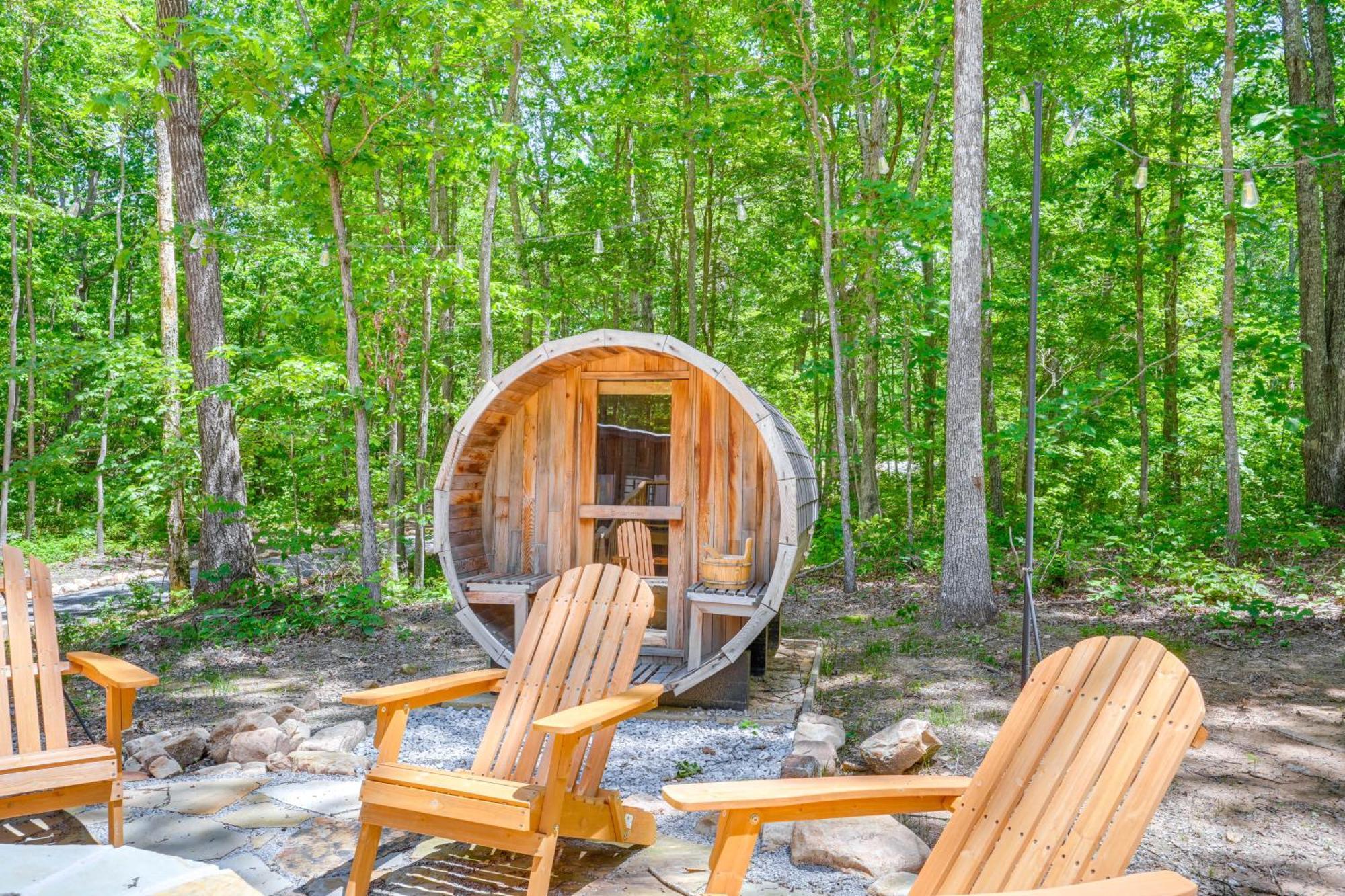 Monteagle Cabin With Swim Spa, Sauna And Fire Pit! Eksteriør bilde