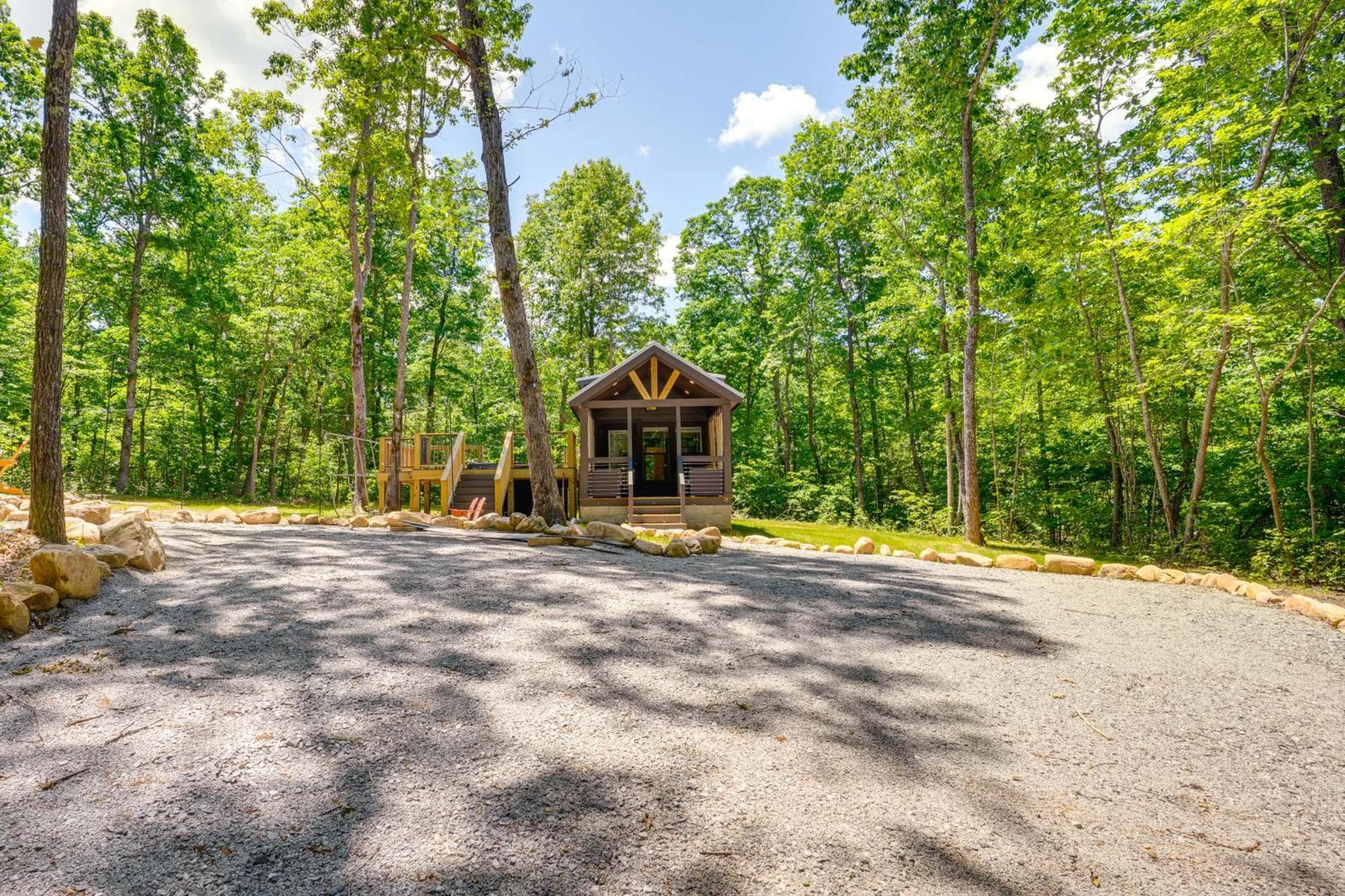 Monteagle Cabin With Swim Spa, Sauna And Fire Pit! Eksteriør bilde